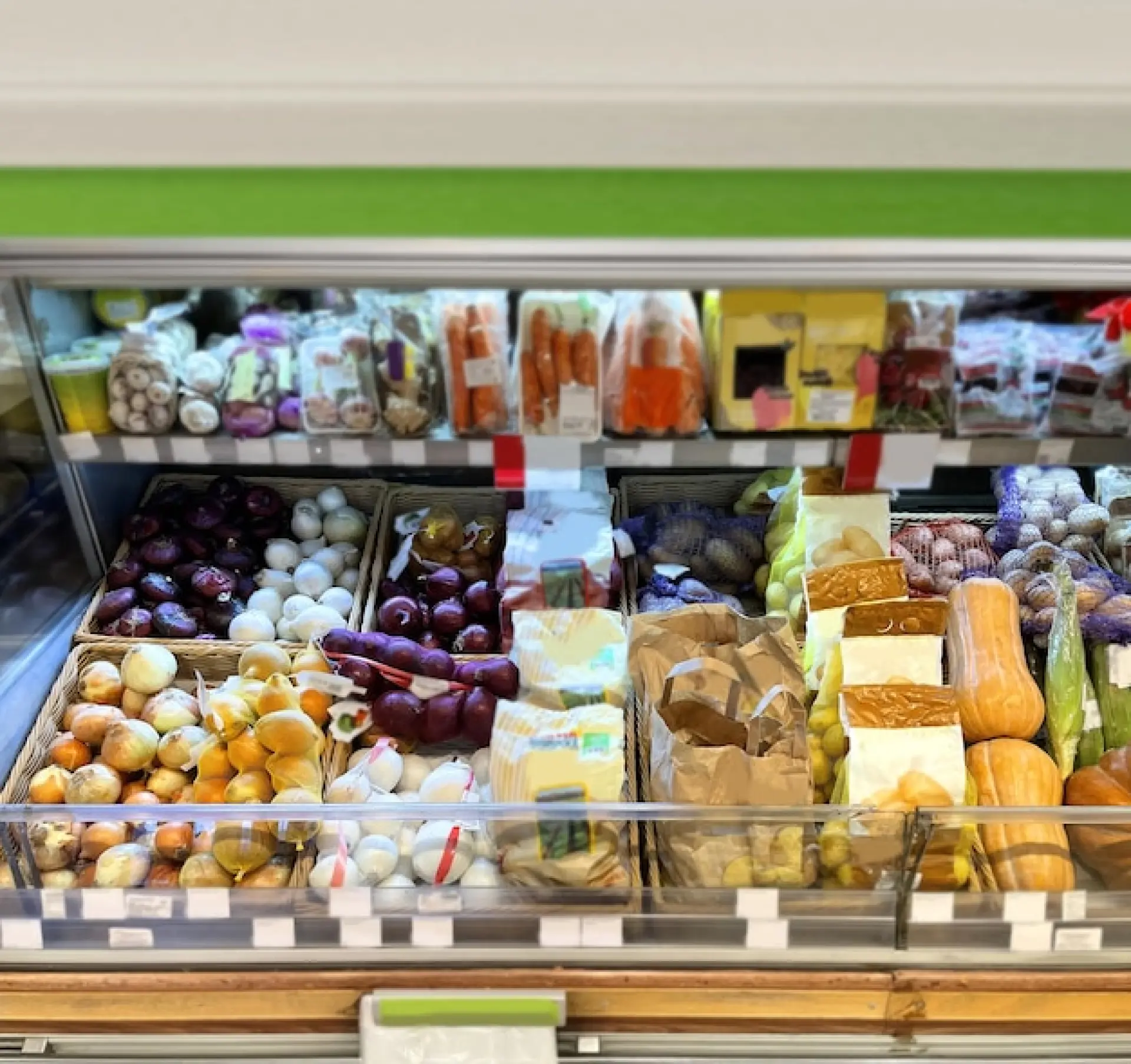 Extended Shelf Life - Benefits of Using Refrigerated Trailers for Transport 