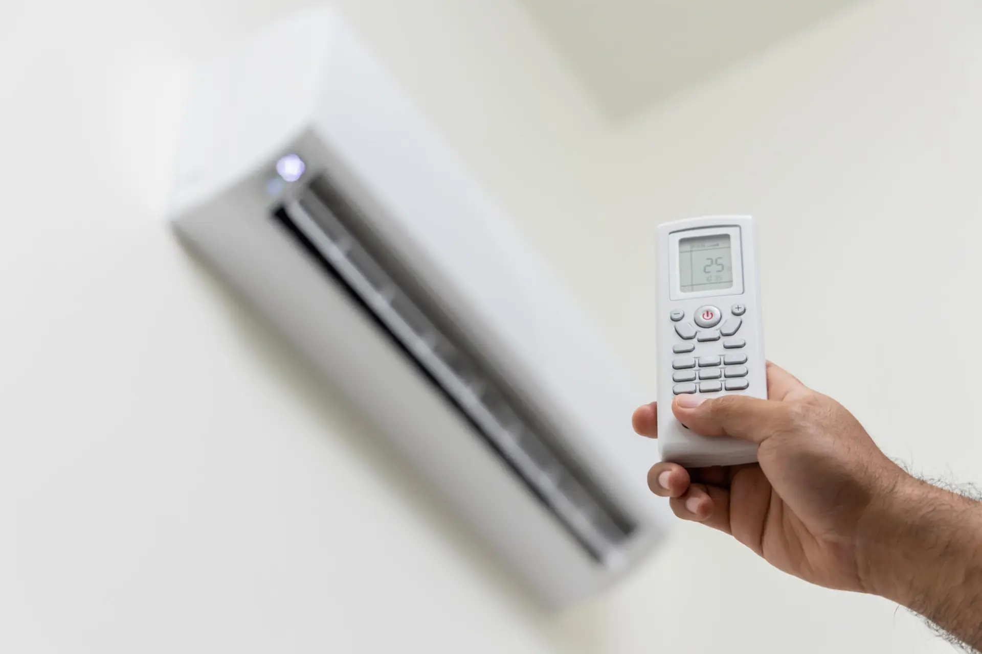 Ceiling Mounted Air Conditioning Units