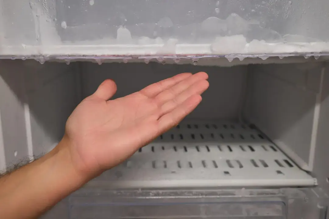 Avoid Leaving Refrigeration Doors Open
