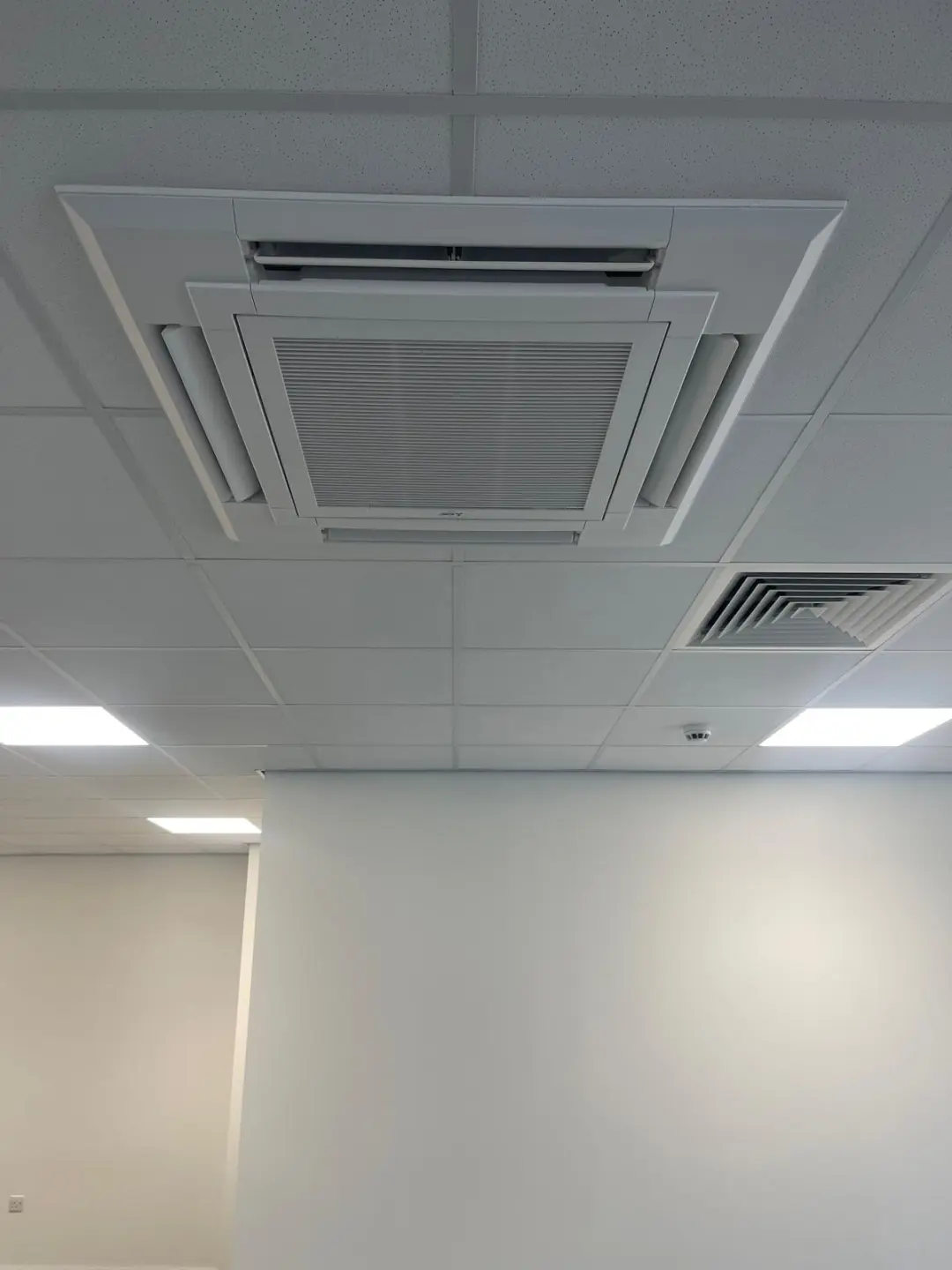  Office Air Conditioning